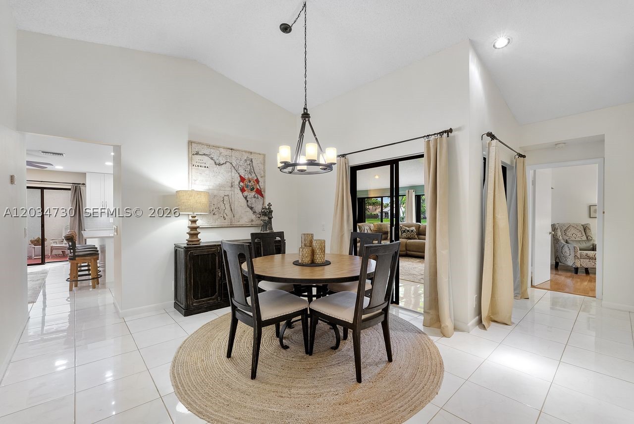 COUNTRY ISLES PATIO HOMES - Residential