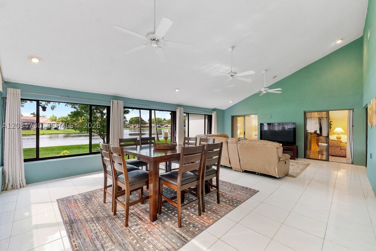 COUNTRY ISLES PATIO HOMES - Residential