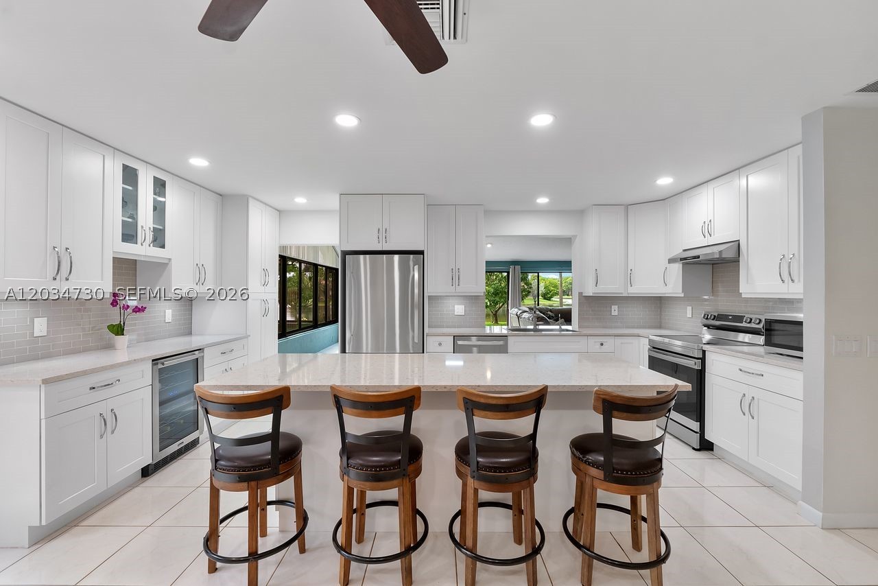 COUNTRY ISLES PATIO HOMES - Residential