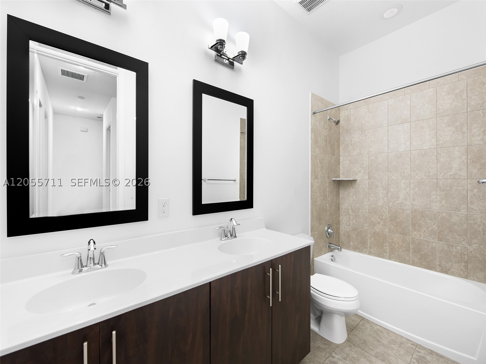 PEMBROKE FALLS-PHASE 1 - Residential
