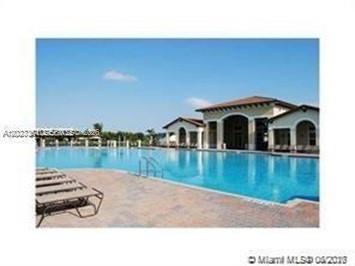 THE COURTS AT BAYSHORE II - Residential Lease
