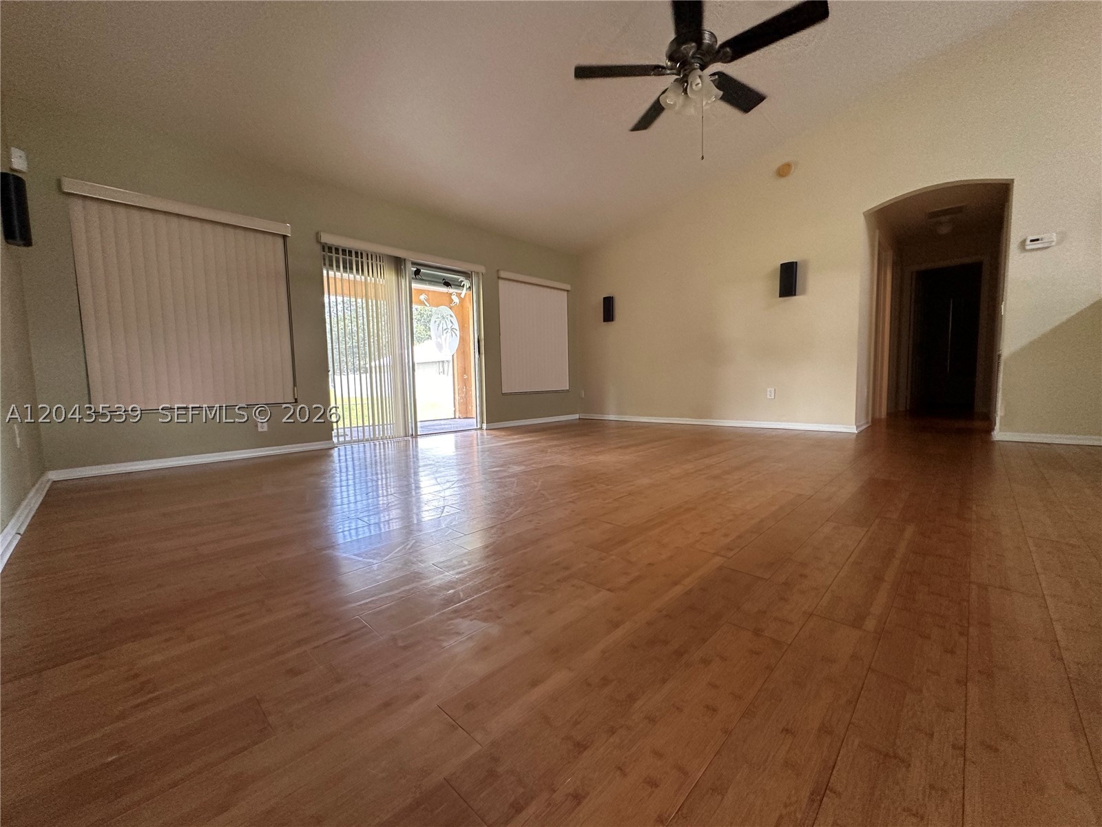 VERO LAKE ESTATES UNIT Q - Residential