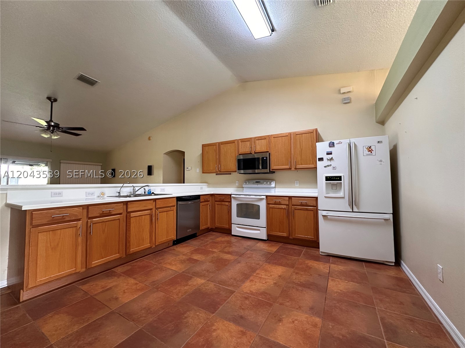 VERO LAKE ESTATES UNIT Q - Residential
