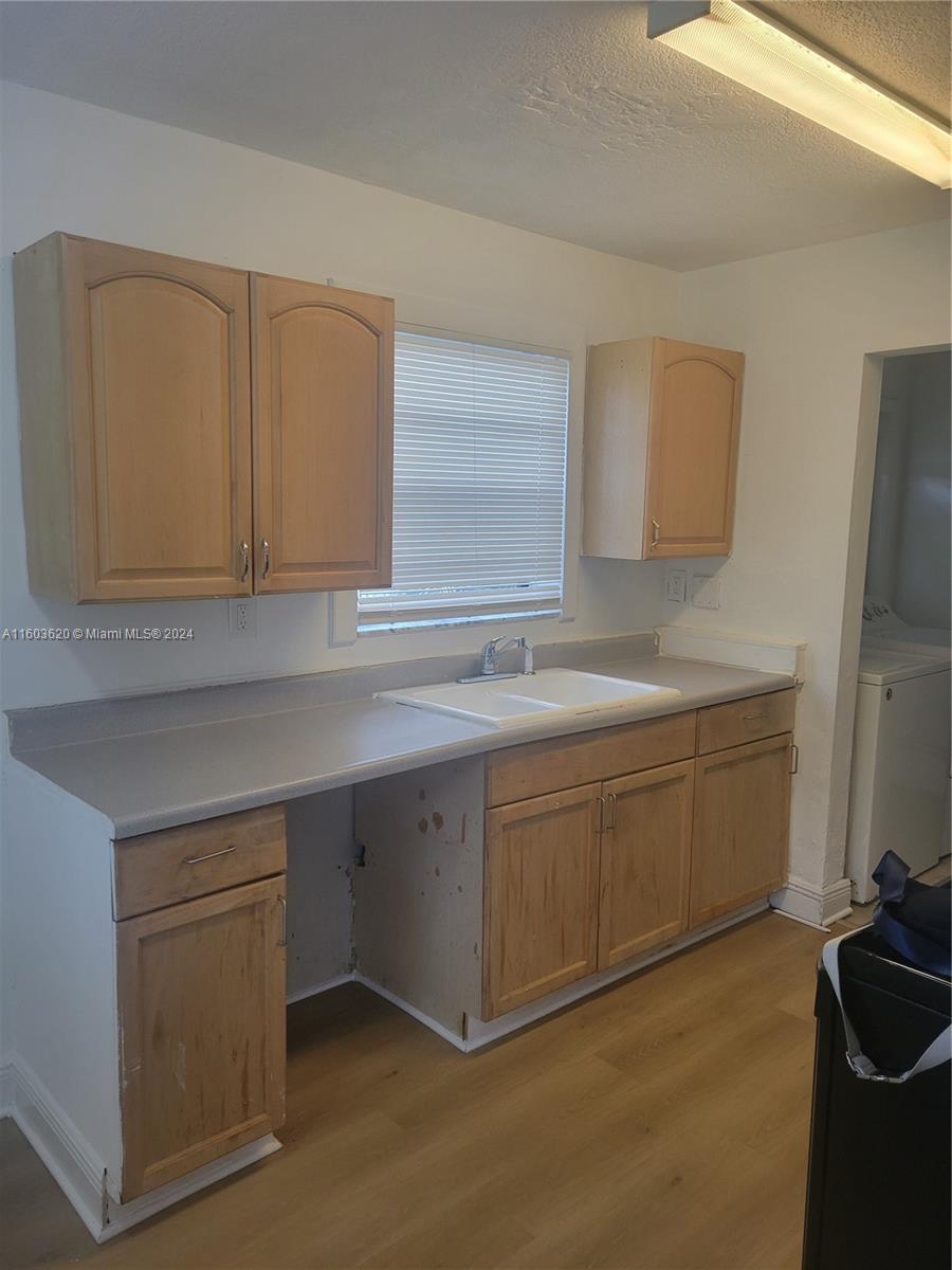 MARGATE ESTATES SEC THREE - Residential Lease