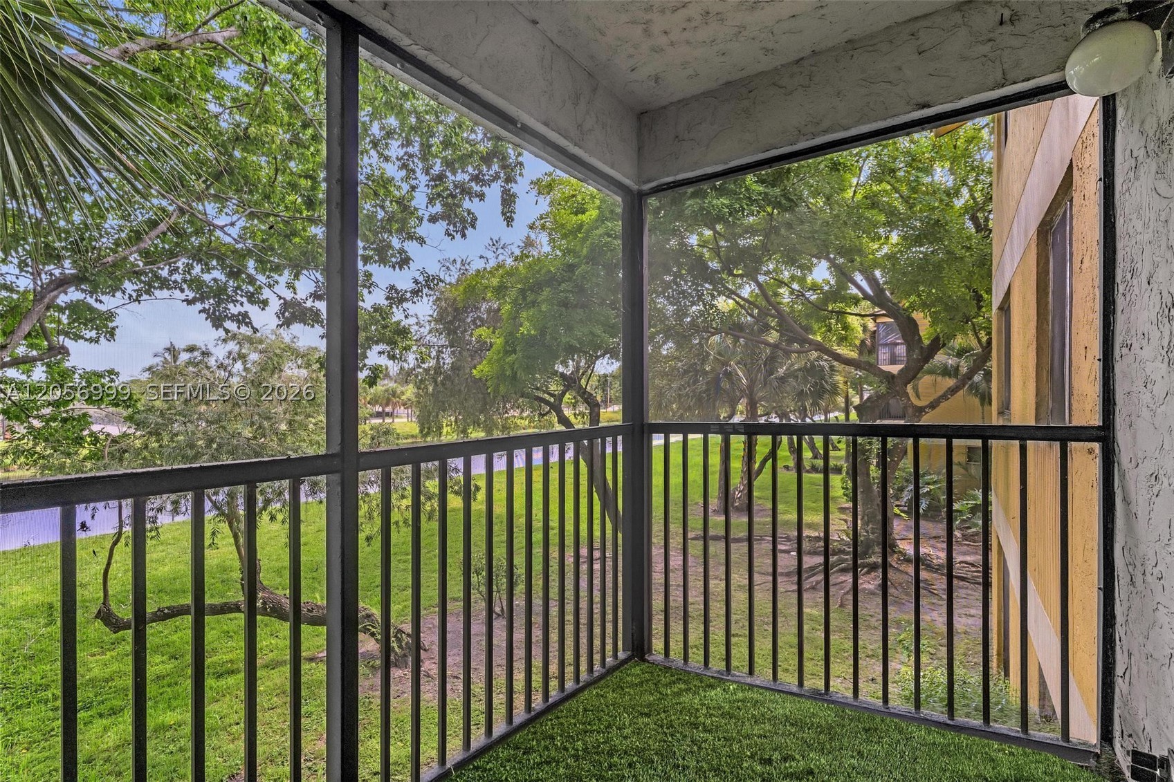 OAKLAND FOREST CLUB CONDO - Residential