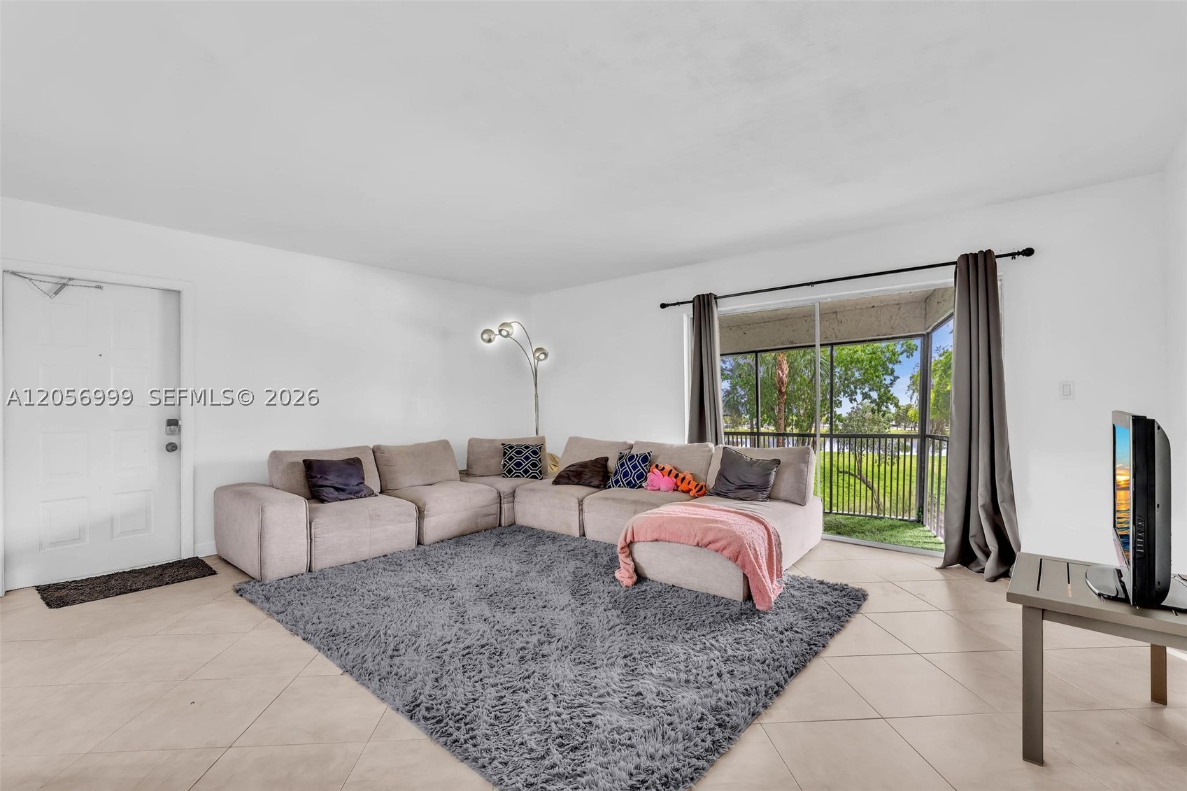 OAKLAND FOREST CLUB CONDO - Residential