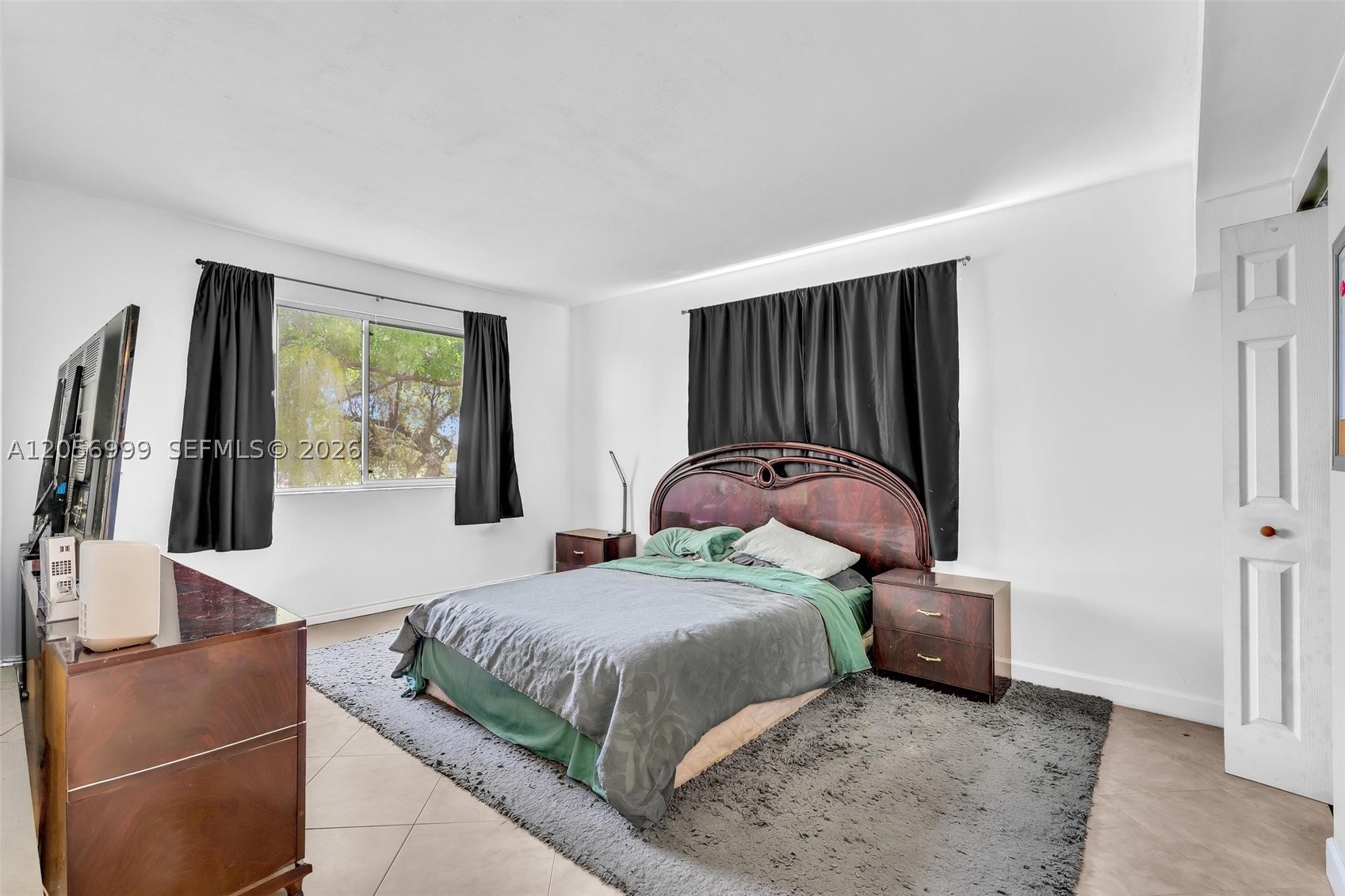 OAKLAND FOREST CLUB CONDO - Residential