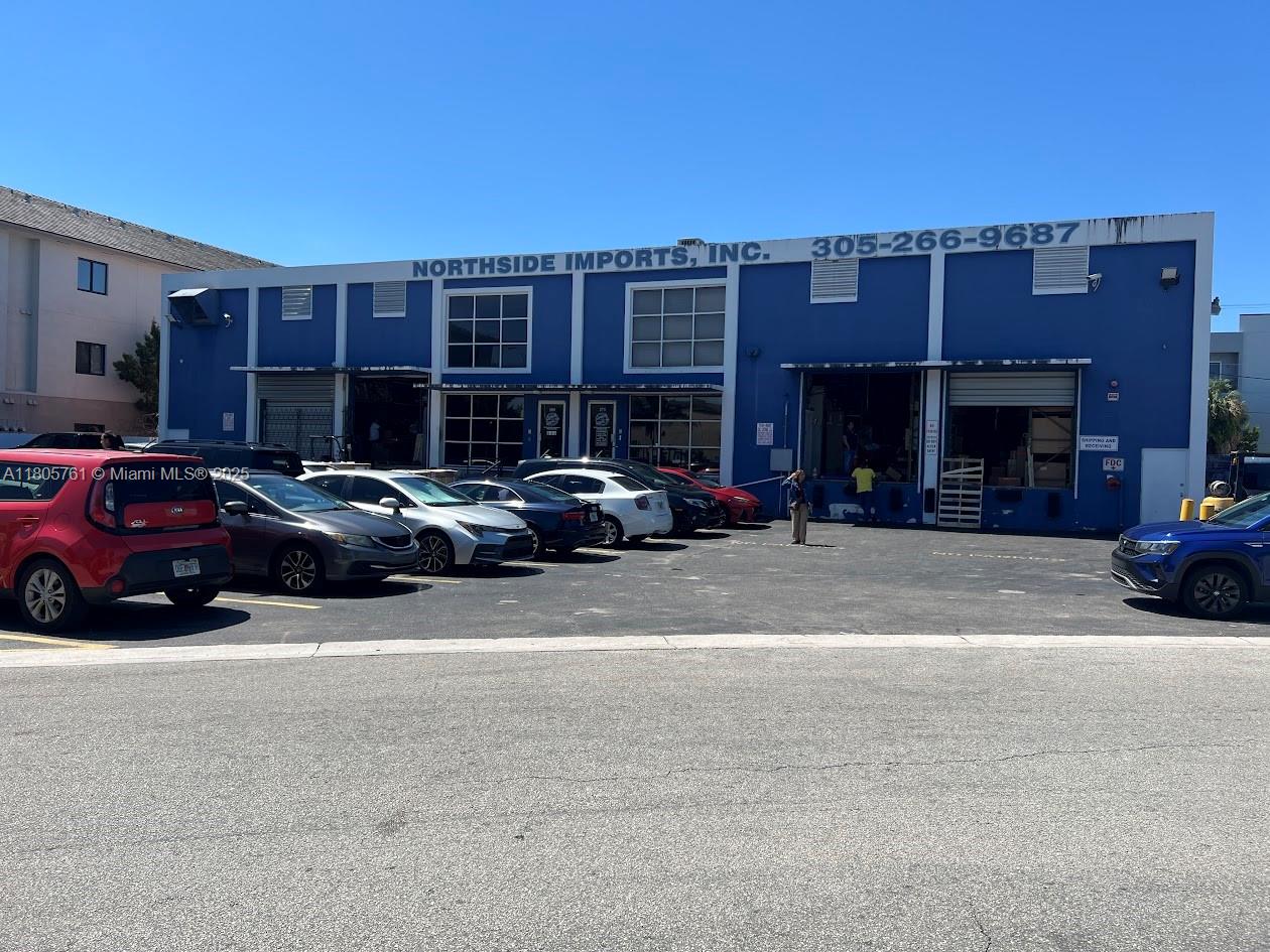 Fantastic Investment Opportunity for Sale Industrial Warehouse of 18,496 sf Building situated on a large 30,317 sf Lot, with 4 Street Level Loading Doors with a Built Ramp on the side of the Building, the property have 40 parking spaces and many Office spaces and 7 Bathrooms.
Zone Light Manufacturing/Storage M-1 Industrial 
Built: 1968
Hialeah, FL offers a unique blend of cultural richness, affordability, and convenient access to many shopping plazas, restaurants and business making very attractive to investors and owner users & perfect opportunity for investment 
This Warehouse sits in a strategic location with major traffic & its close proximity to Miami, Miami Beach, Miami International Airports, the Port of Miami, Doral, Downtown Miami, Palmetto Expressway.
This property is unique