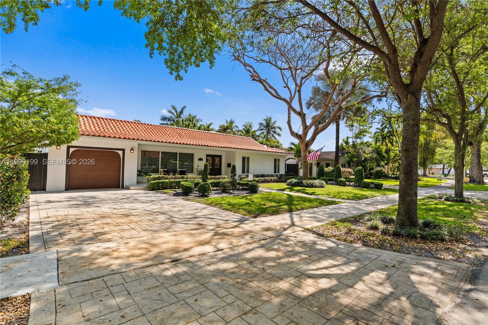 MIAMI LAKES SEC 7 - Residential
