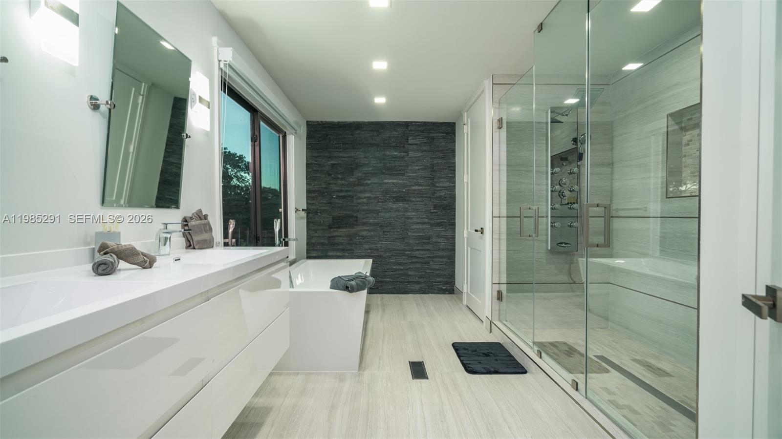 SIMONS PLAT - Residential