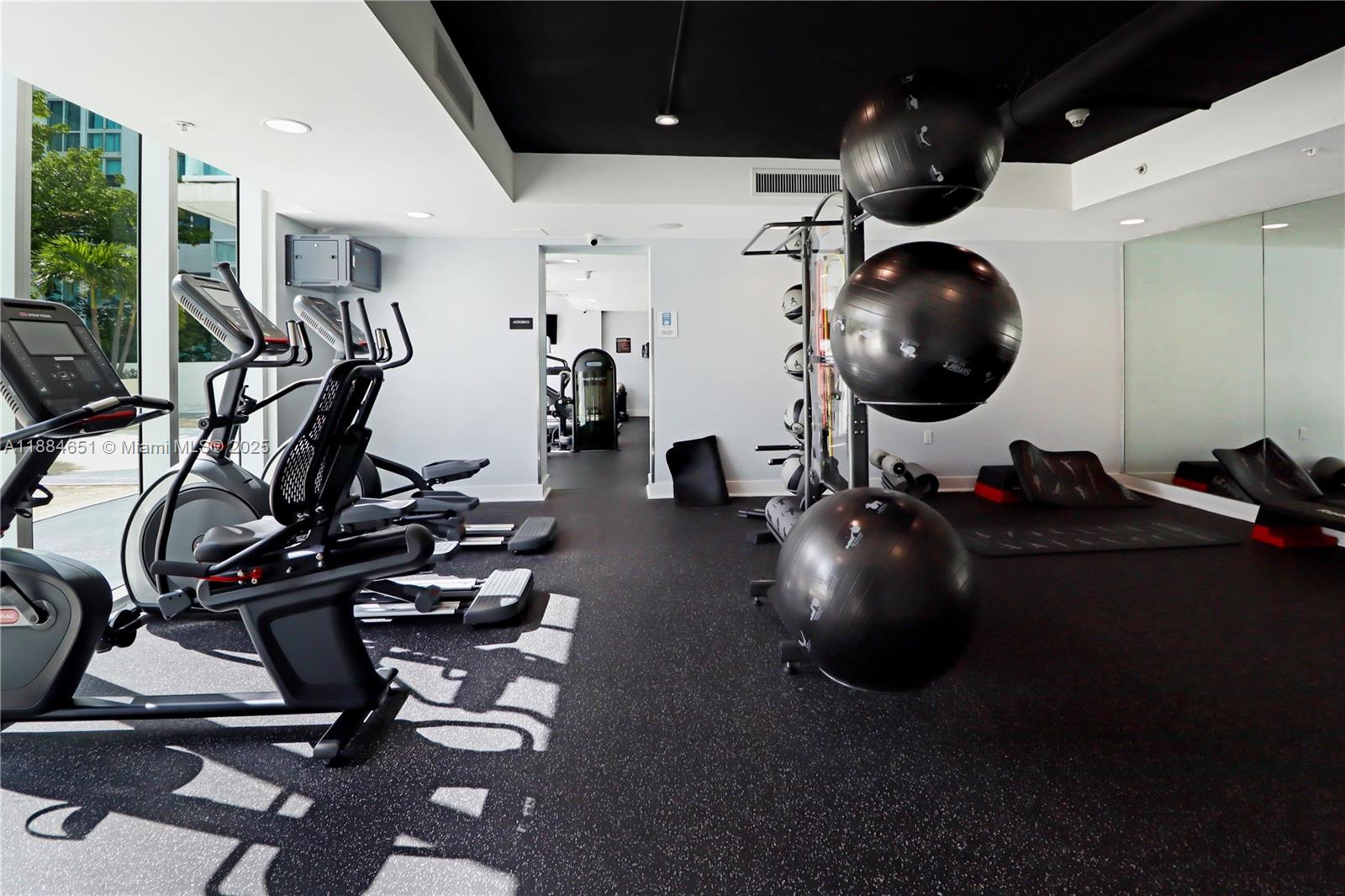 TERRAZAS RIVERPARK VILLAG - Residential