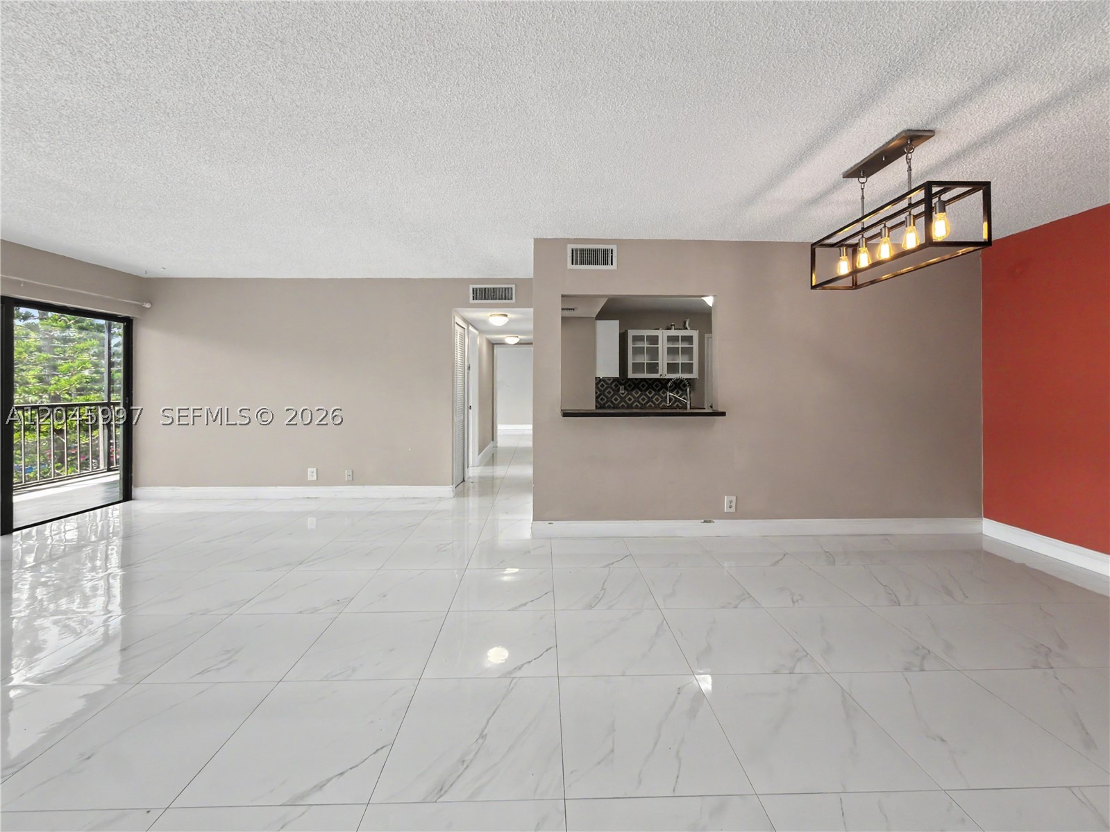 RACQUET CLUB OF KENDALE L - Residential
