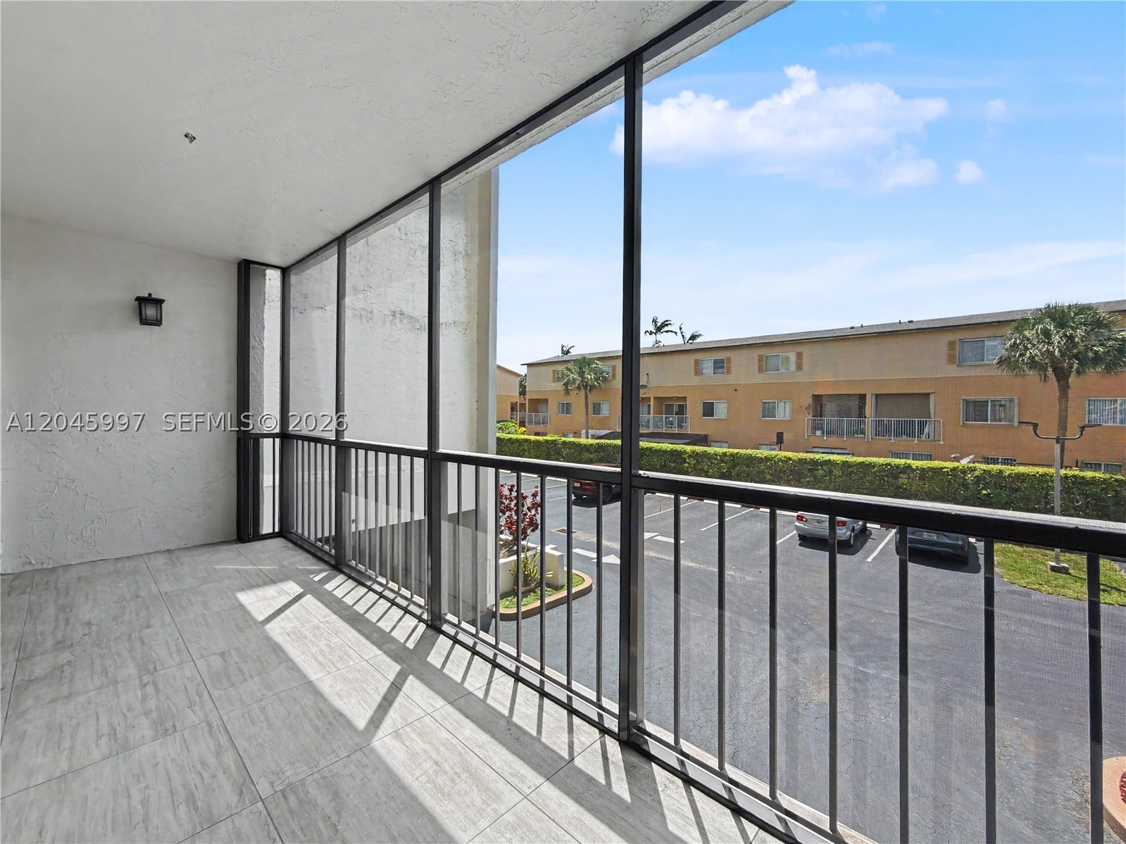 RACQUET CLUB OF KENDALE L - Residential