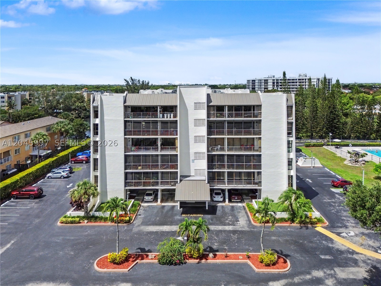 RACQUET CLUB OF KENDALE L - Residential