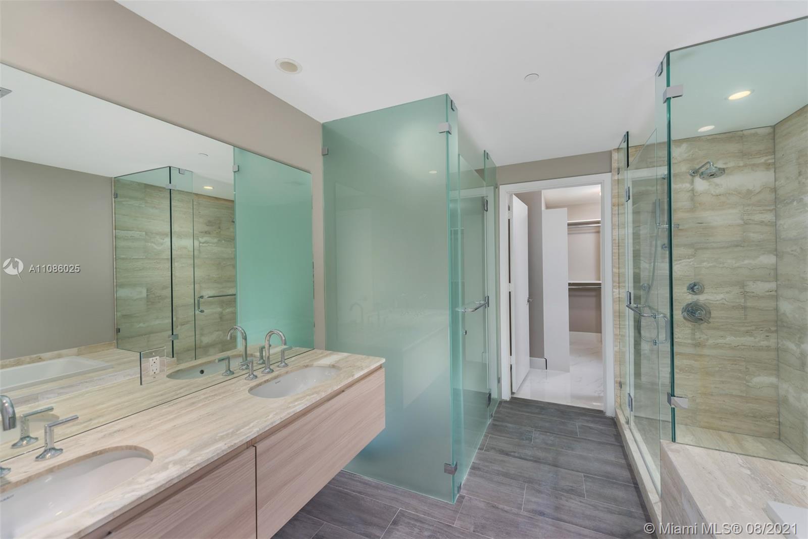 BISCAYNE BEACH CONDO - Residential Lease