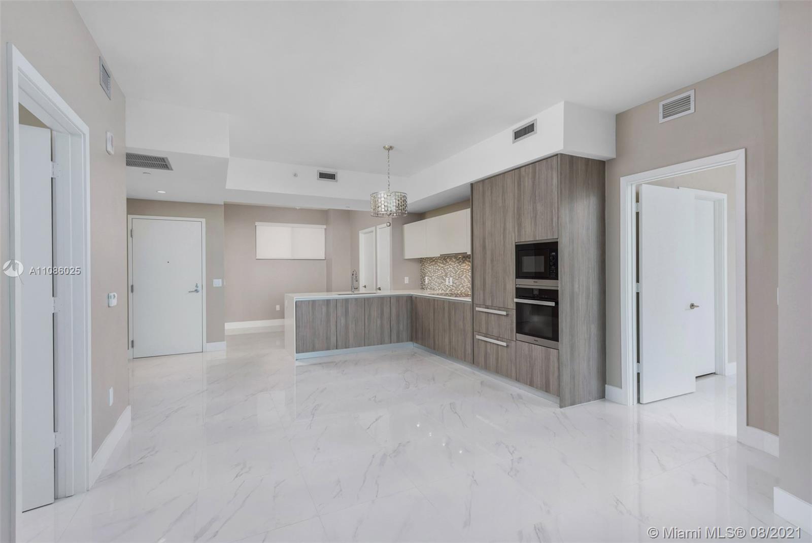 BISCAYNE BEACH CONDO - Residential Lease