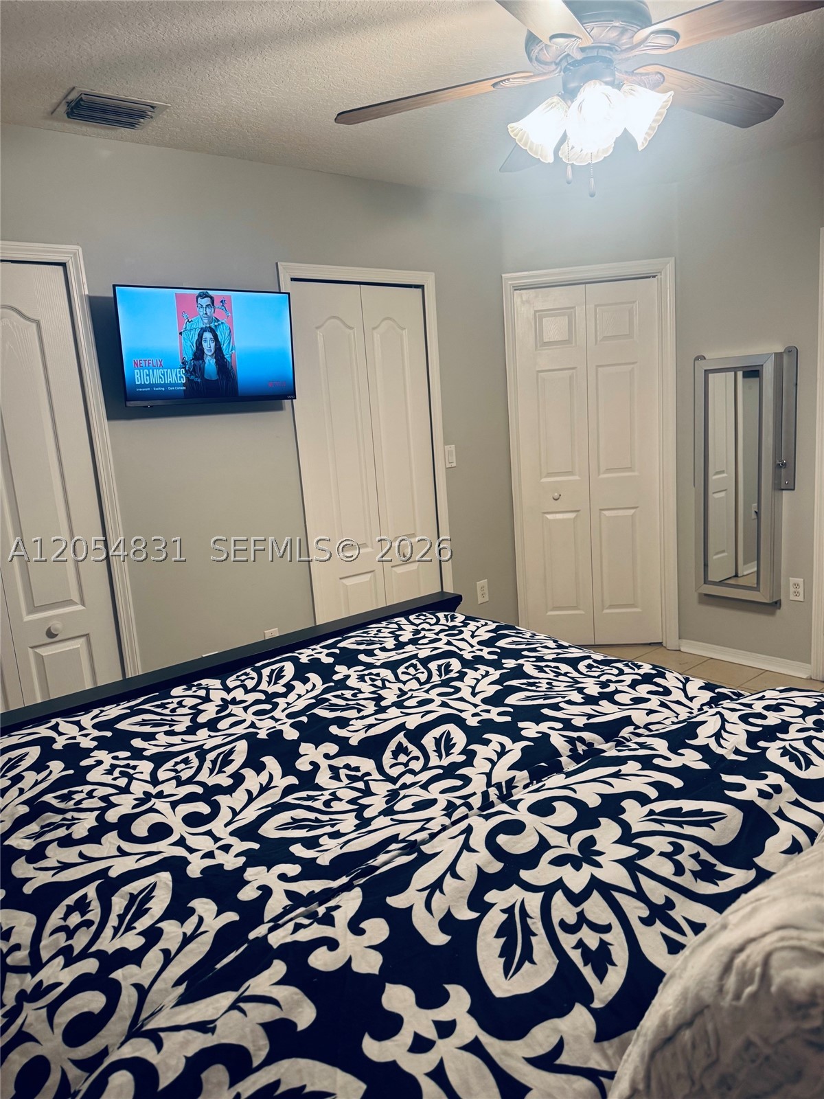 MELROSE POINT CONDO - Residential