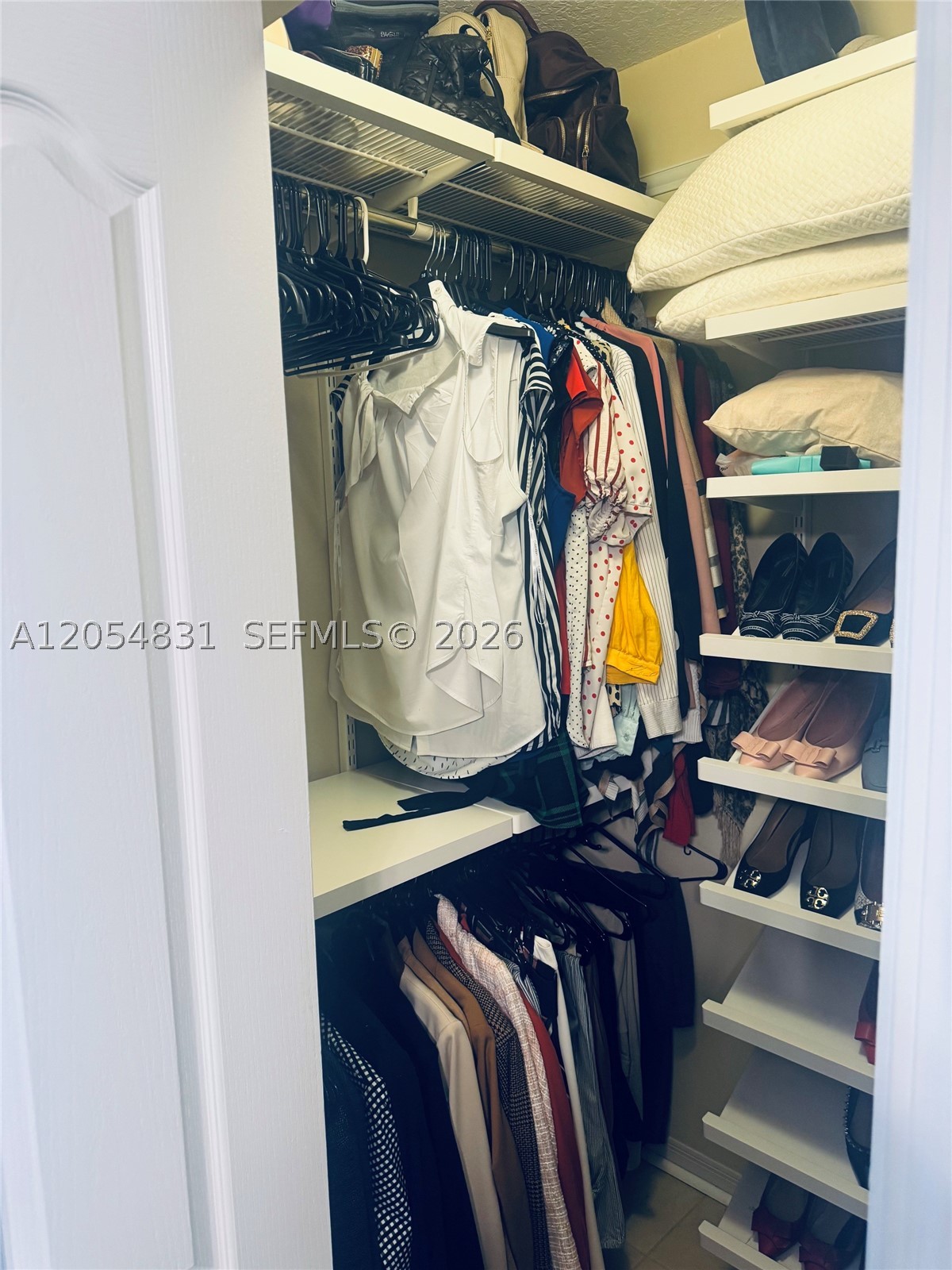 MELROSE POINT CONDO - Residential