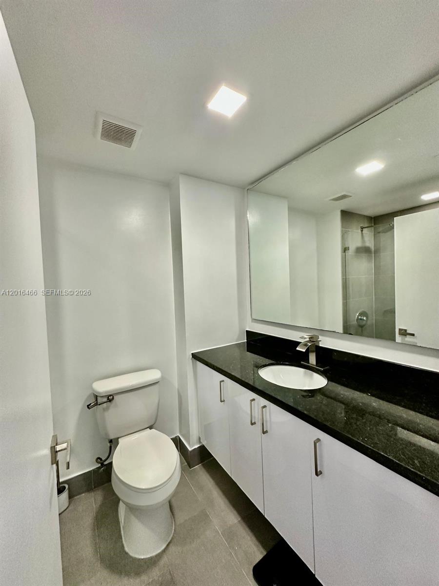 FORTUNE HOUSE CONDO - Residential Lease