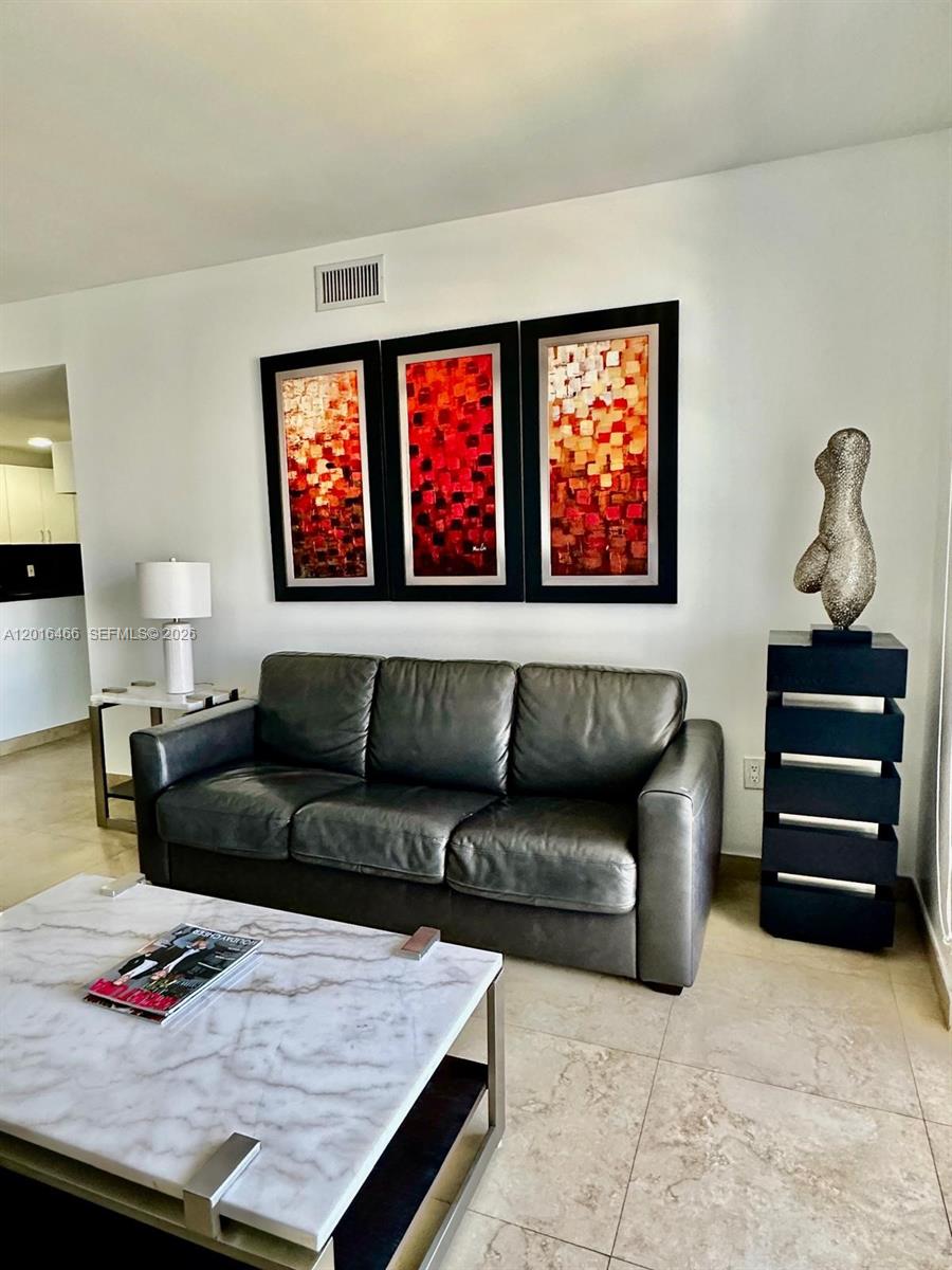 FORTUNE HOUSE CONDO - Residential Lease