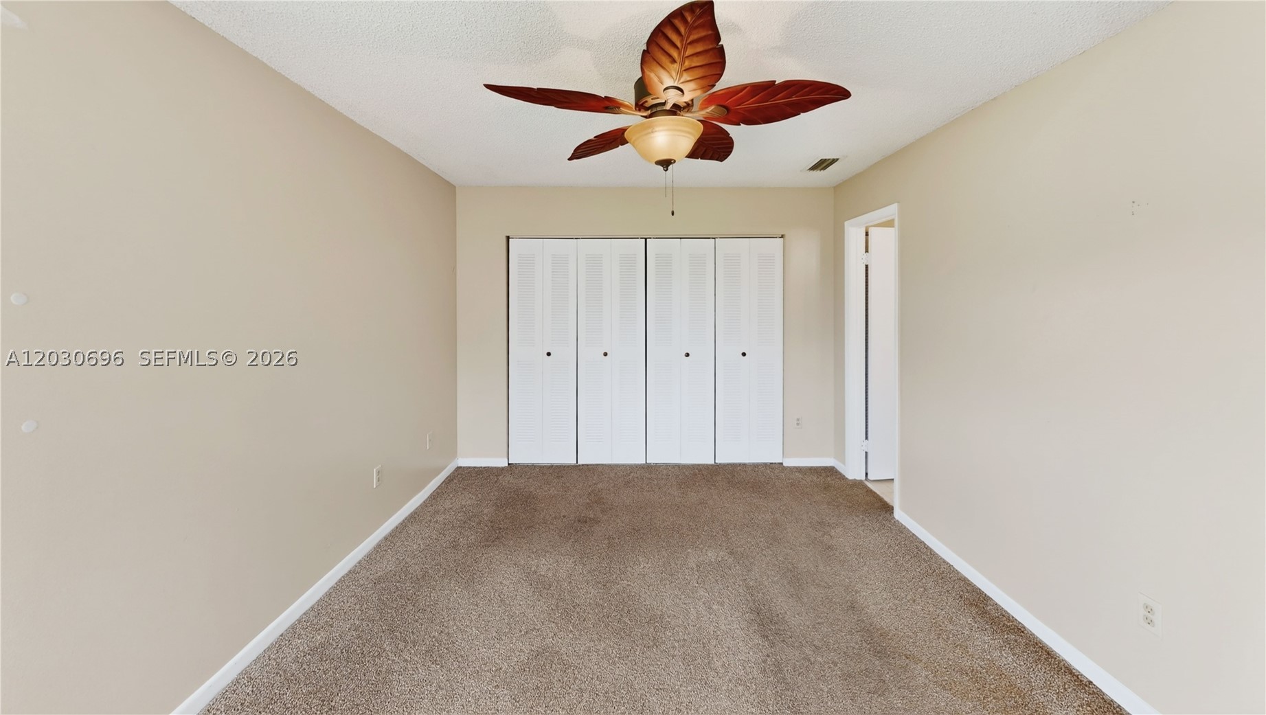 LAKESHORE CONDO 6 - Residential