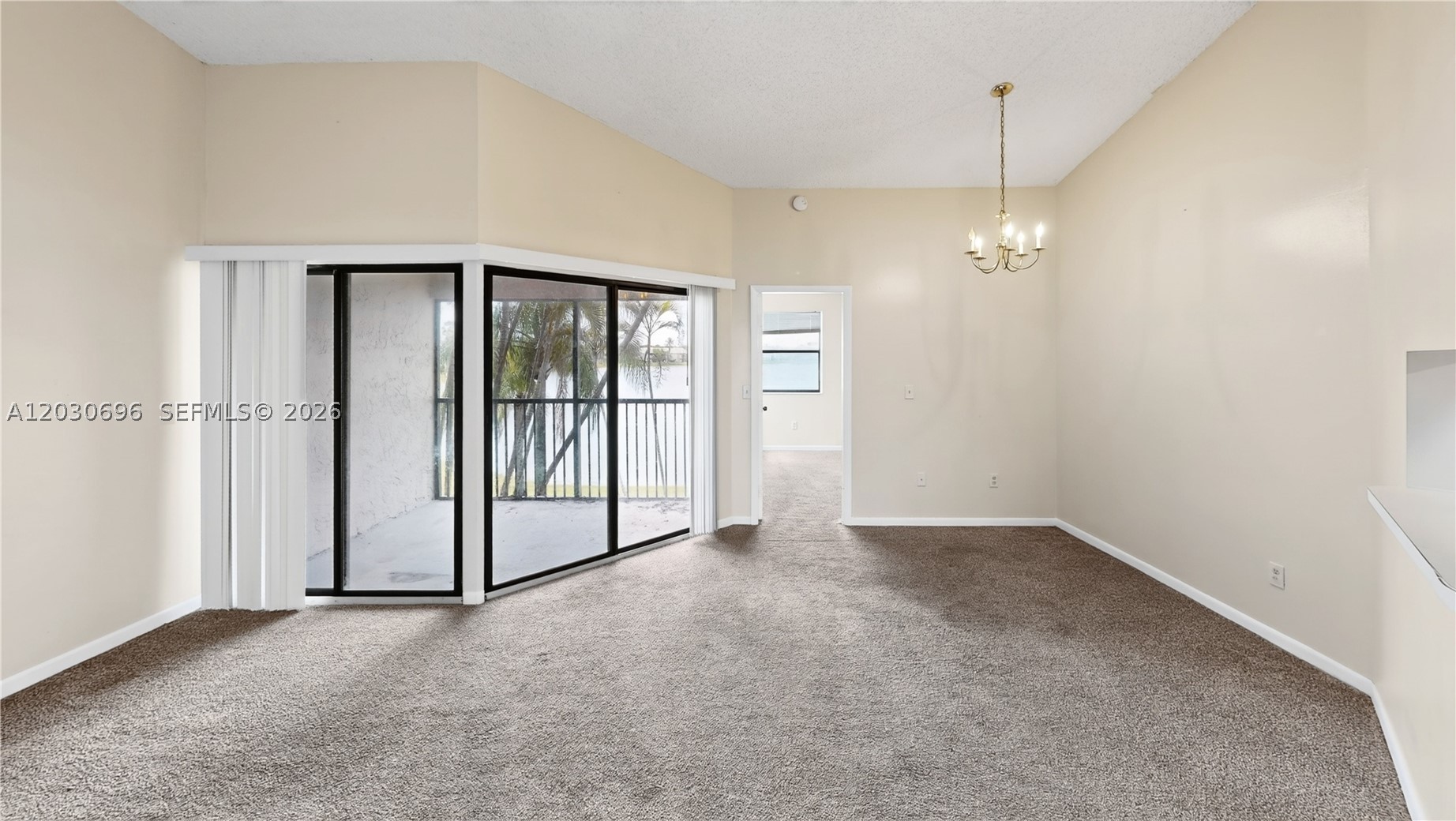 LAKESHORE CONDO 6 - Residential