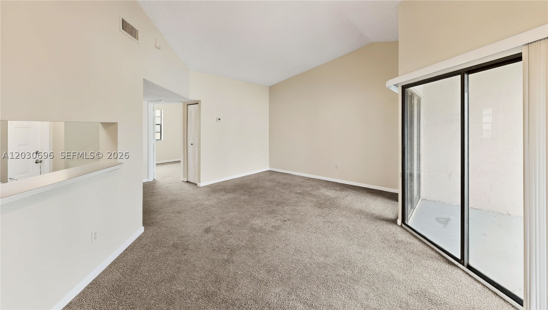 LAKESHORE CONDO 6 - Residential