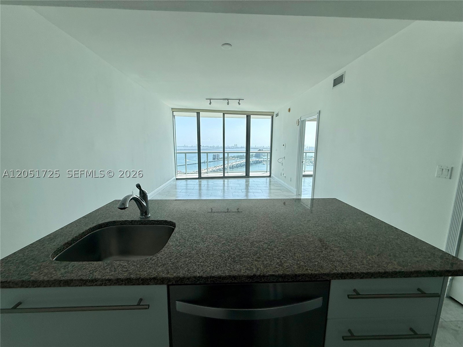 MARINABLUE CONDO - Residential