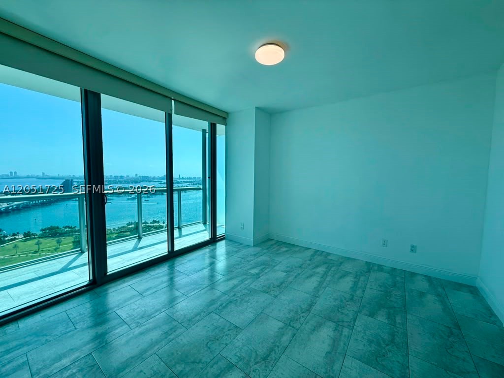 MARINABLUE CONDO - Residential