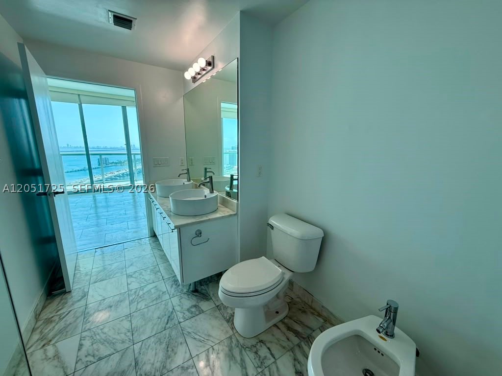 MARINABLUE CONDO - Residential
