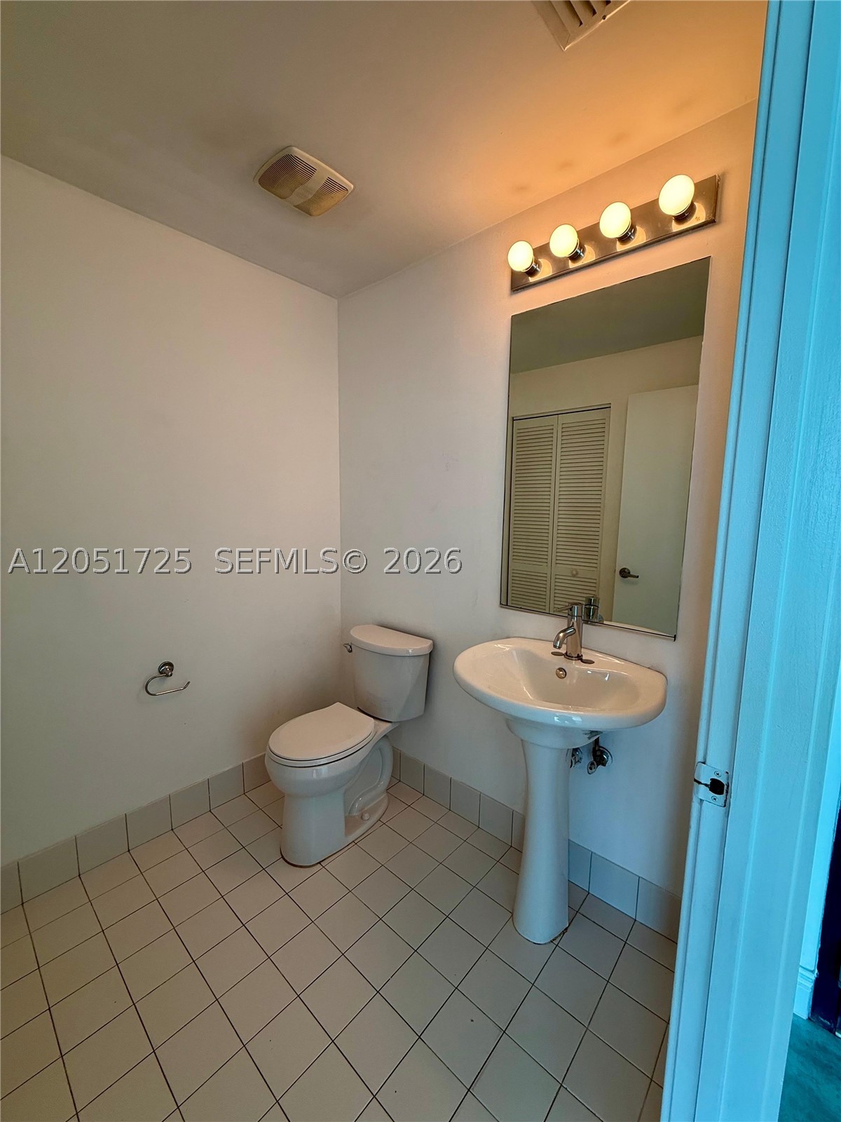 MARINABLUE CONDO - Residential