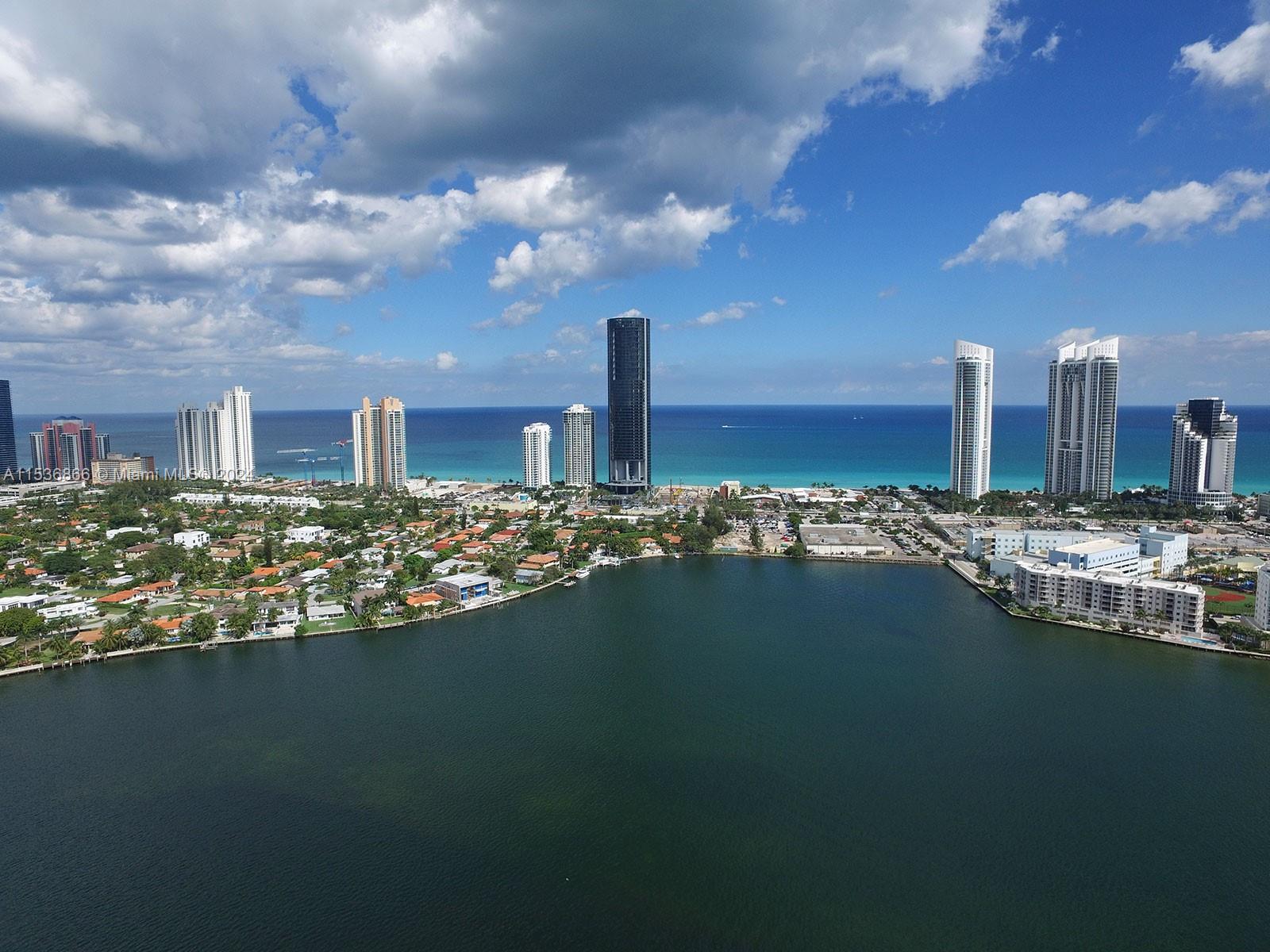 18555 COLLINS AVENUE COND - Residential