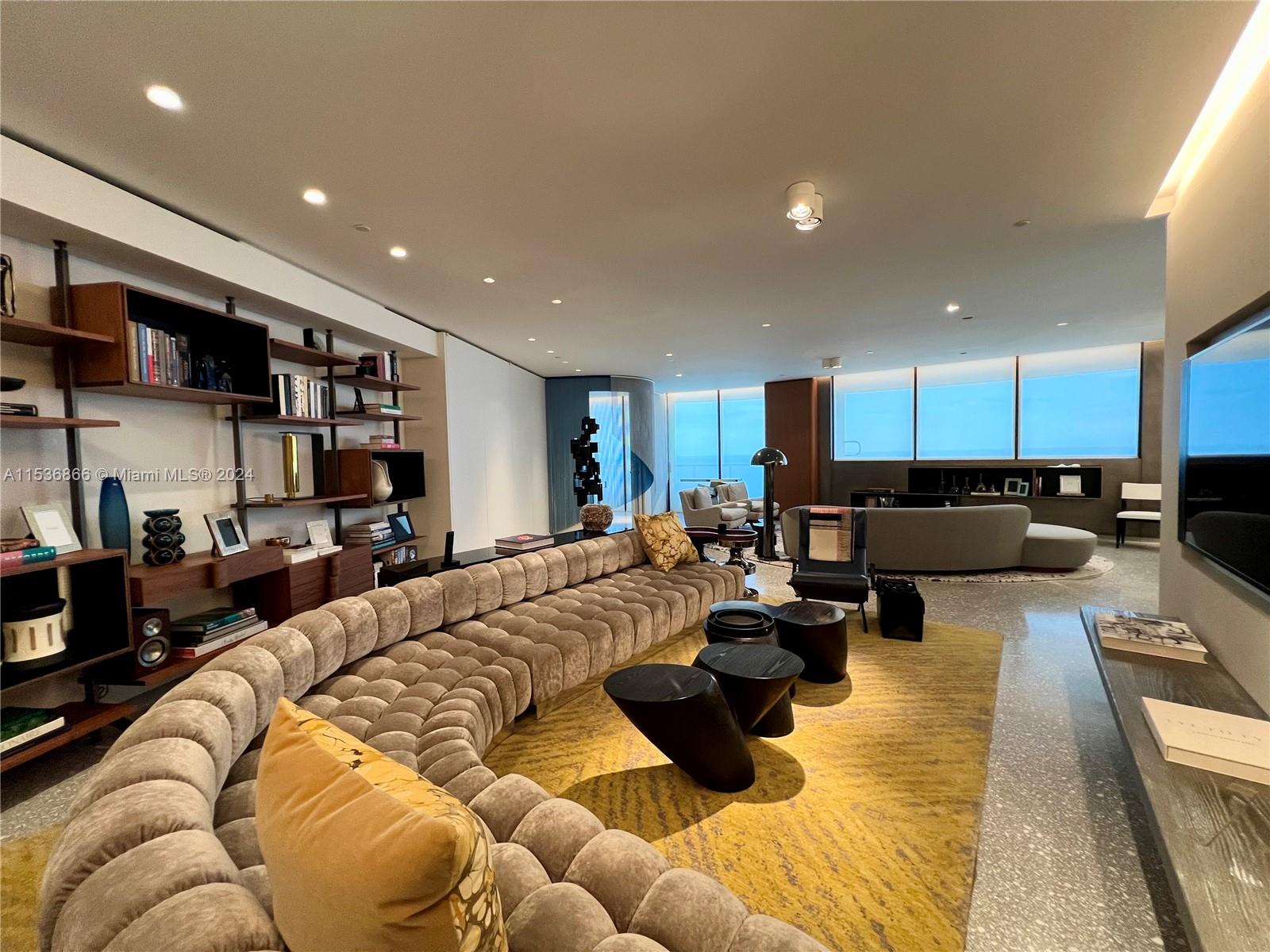 18555 COLLINS AVENUE COND - Residential