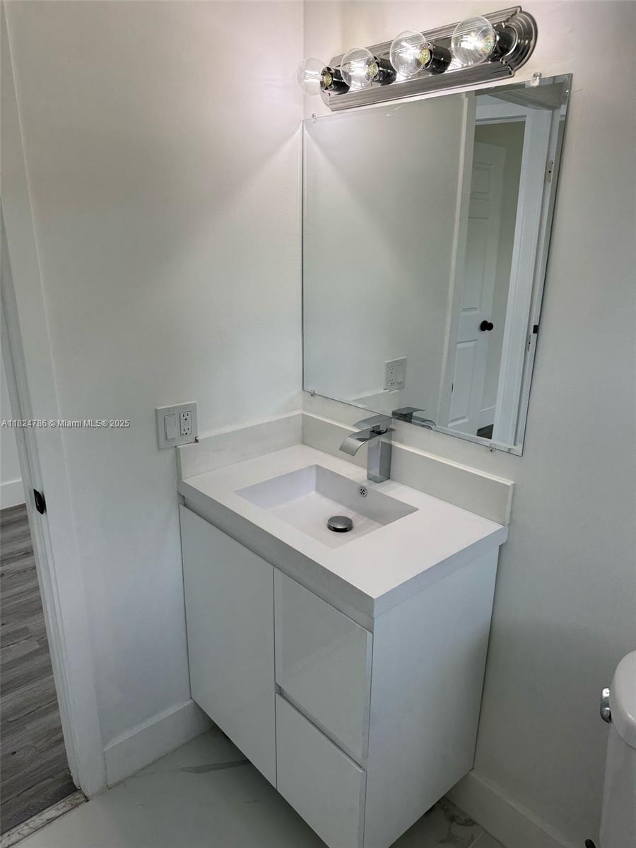 HIALEAH 8TH ADDN REV PL - Residential Lease