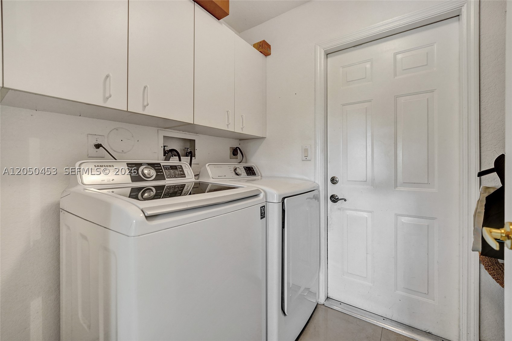 LAKES OF WESTERN PINES RE - Residential