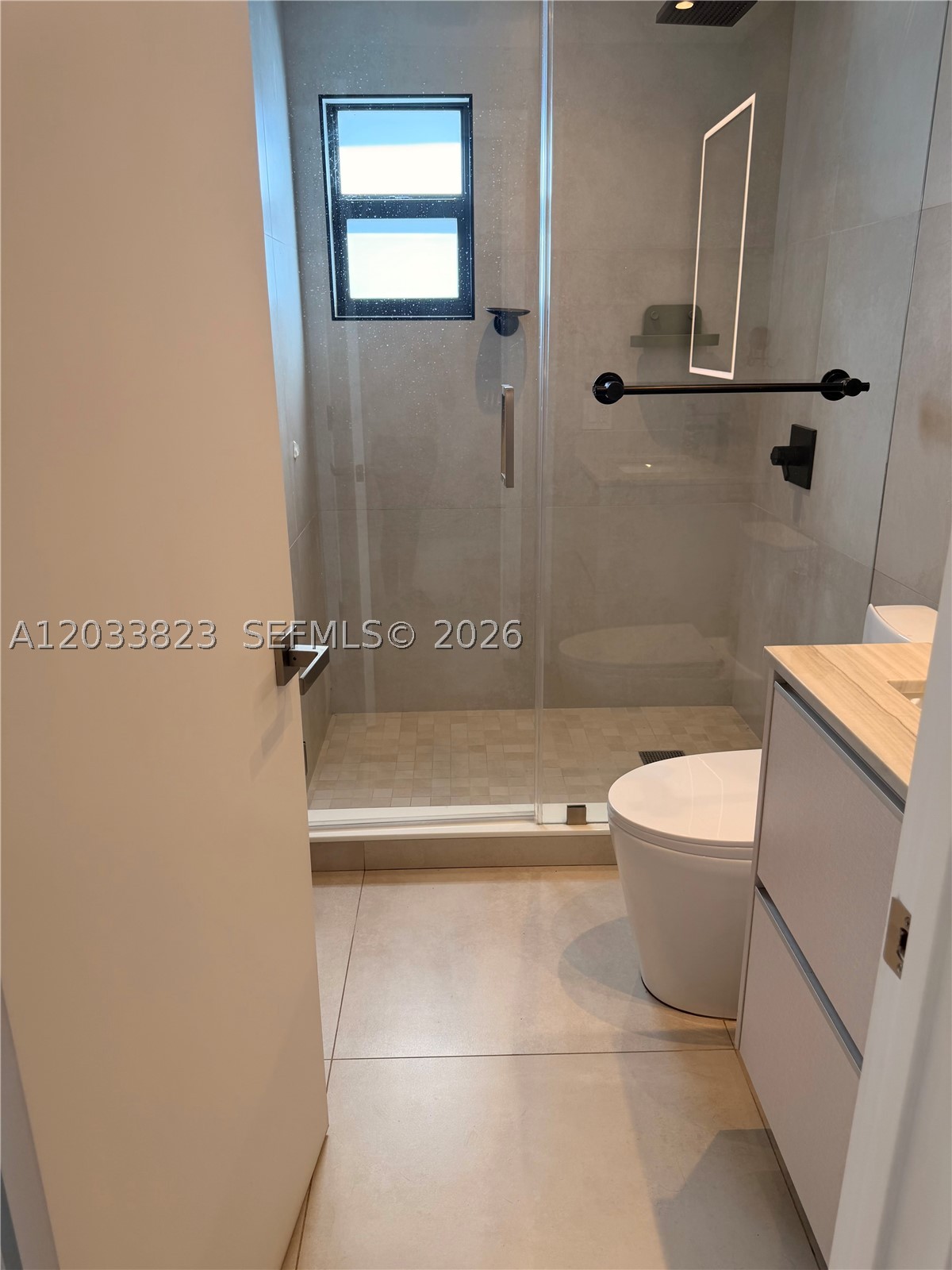 BAY VISTA PARK - Residential Lease