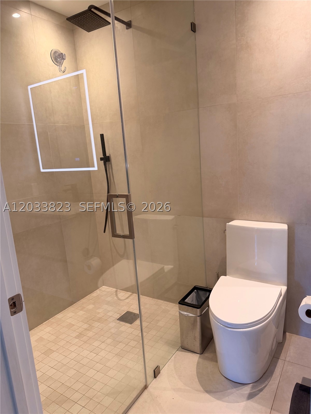 BAY VISTA PARK - Residential Lease