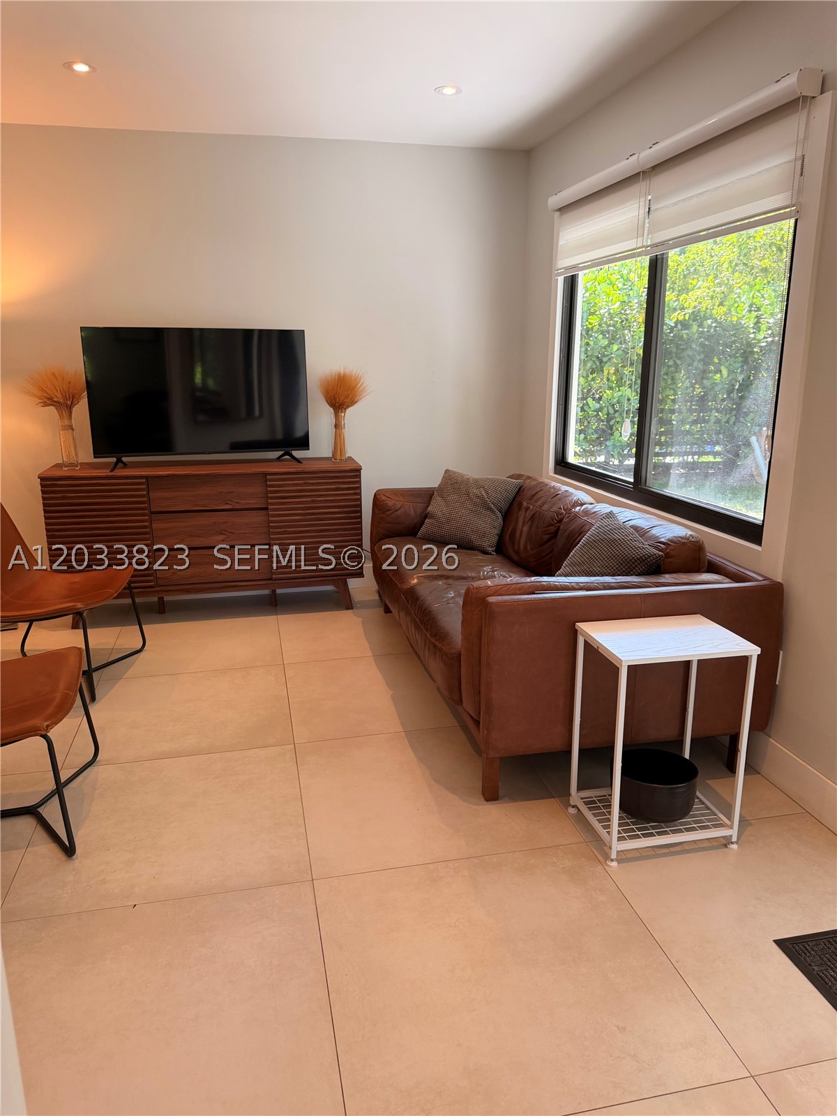BAY VISTA PARK - Residential Lease