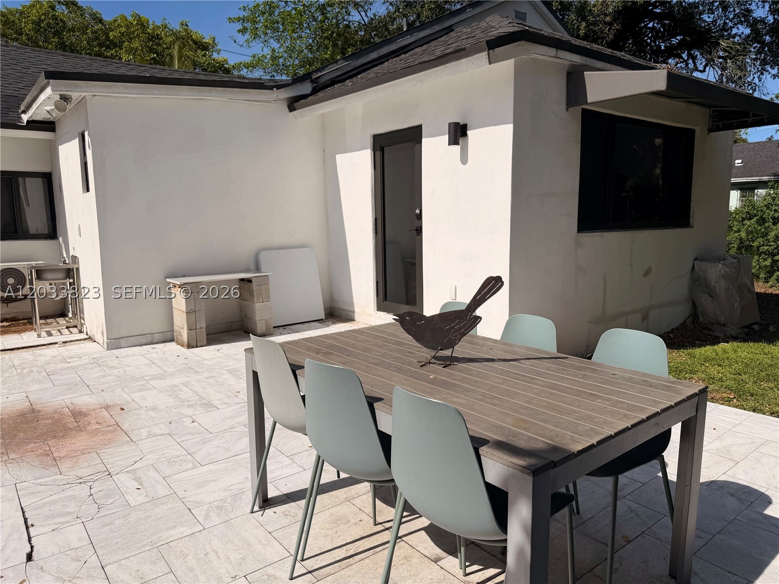 BAY VISTA PARK - Residential Lease
