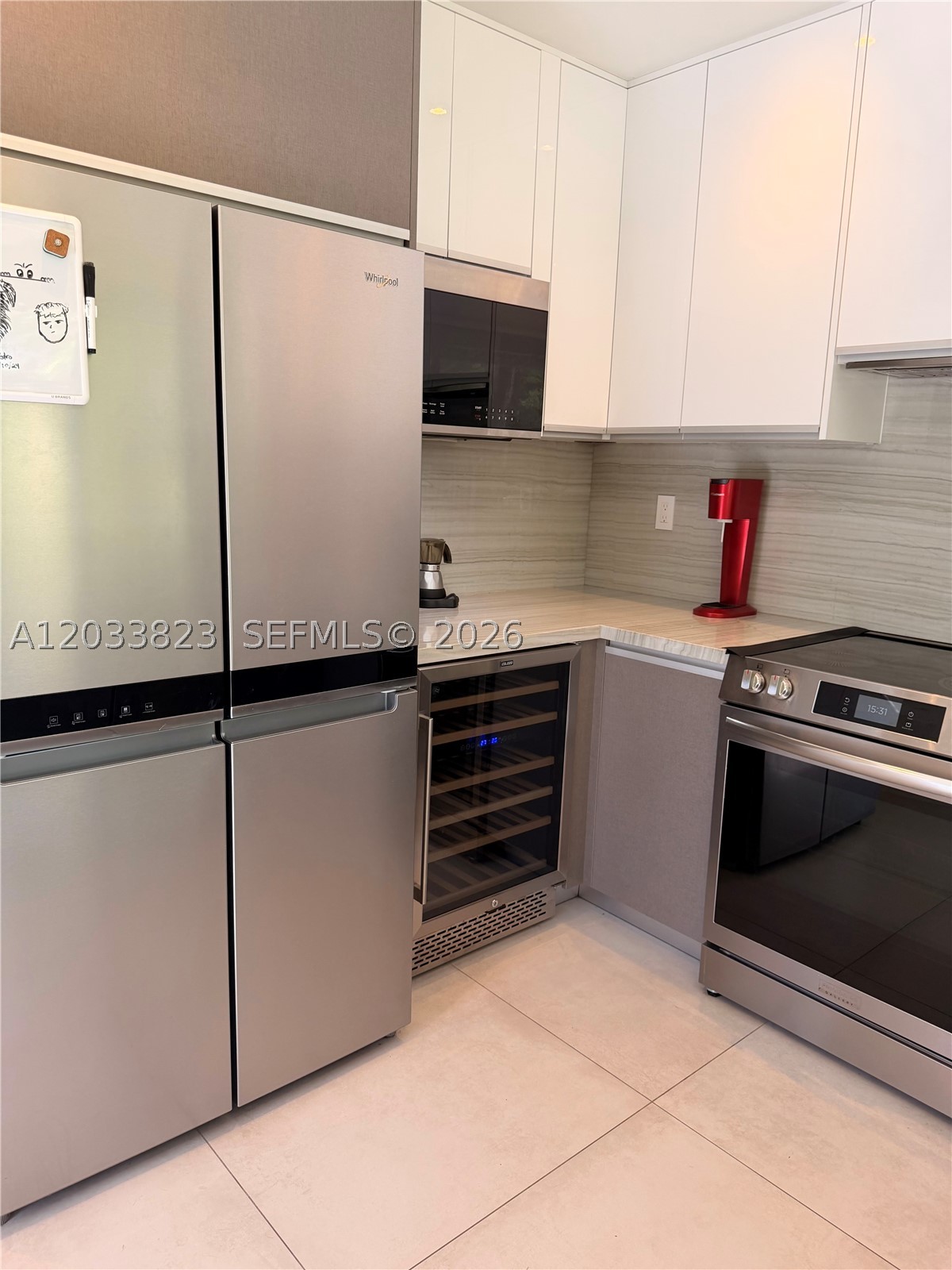 BAY VISTA PARK - Residential Lease