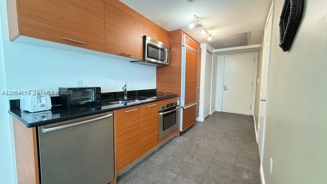 50 Biscayne Condo - Residential