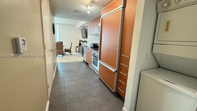 50 Biscayne Condo - Residential