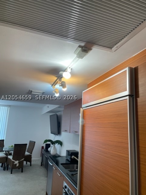 50 Biscayne Condo - Residential