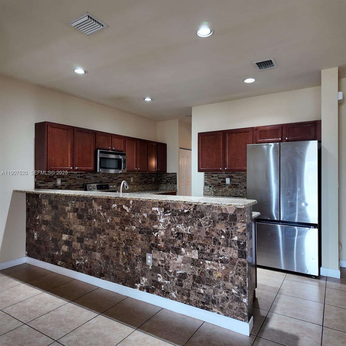 BELLAGIO - Residential Lease