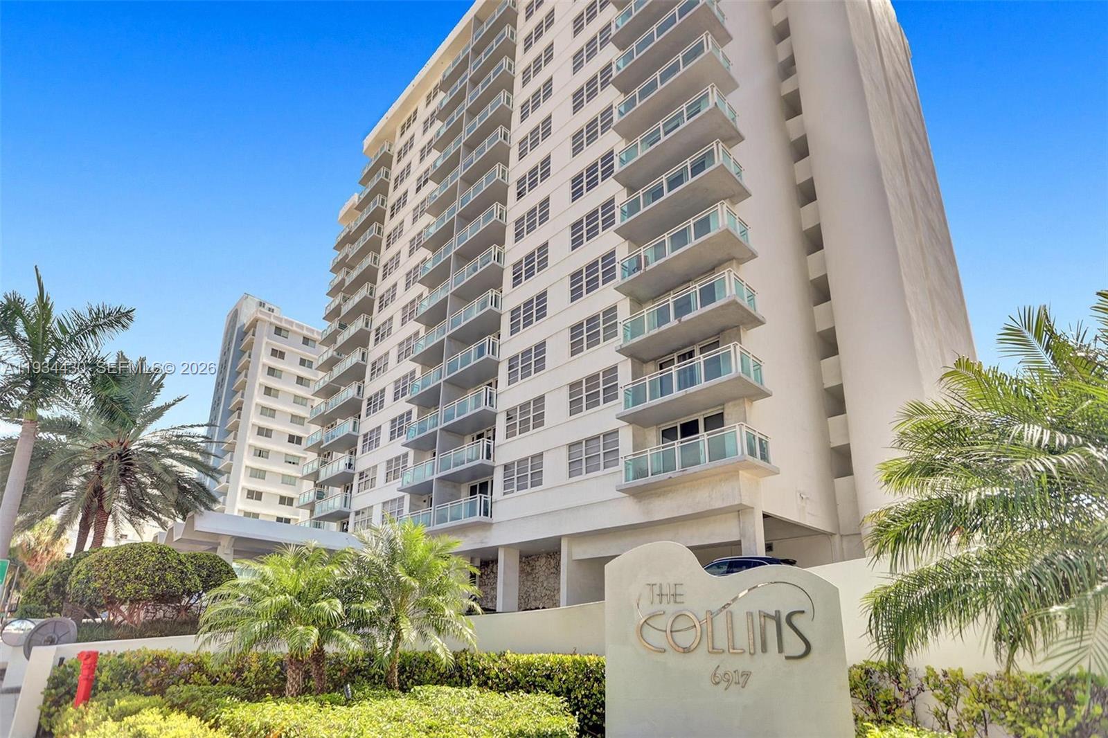 THE COLLINS CONDO - Residential