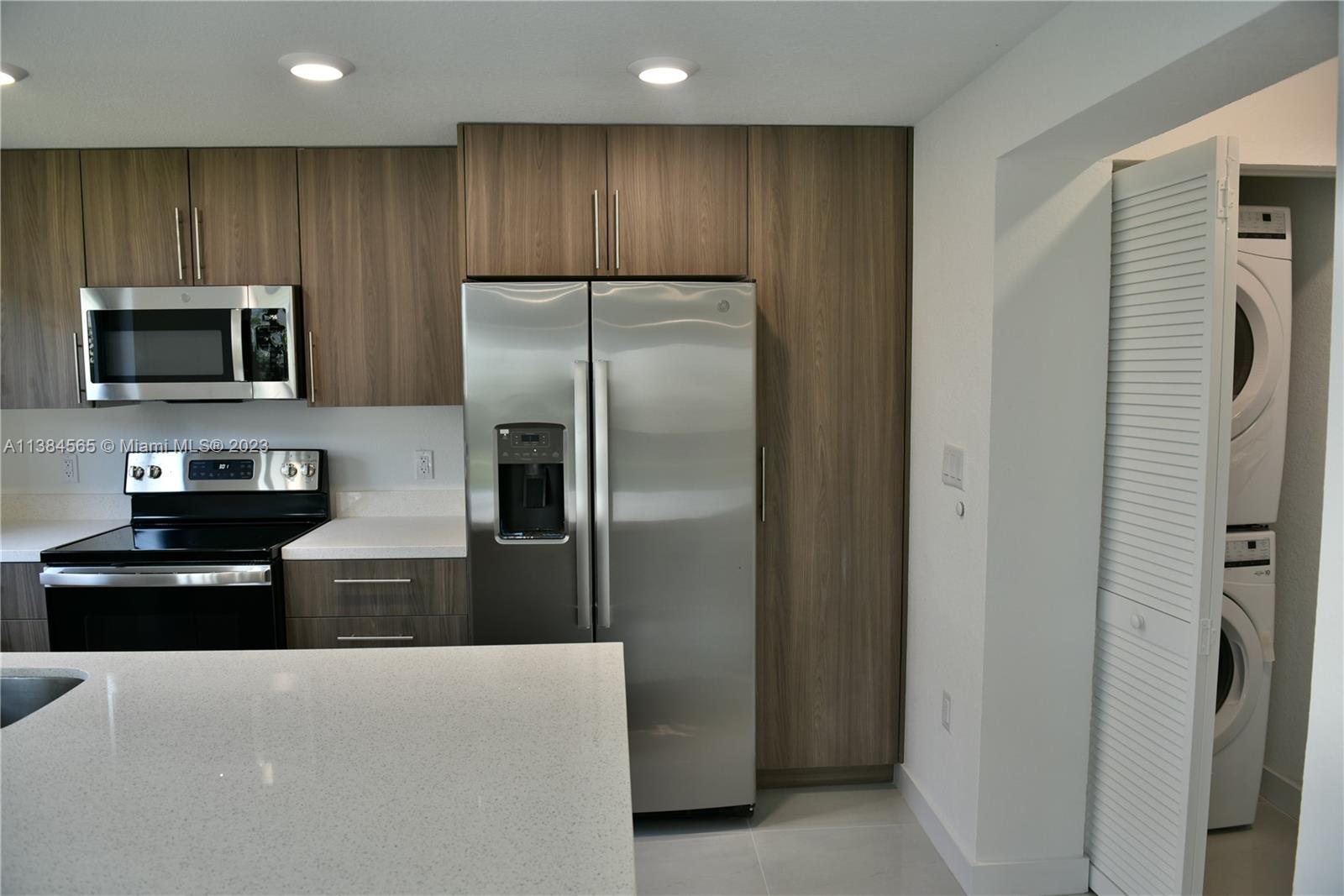 AURORA AT GRAND PALMS - Residential Lease