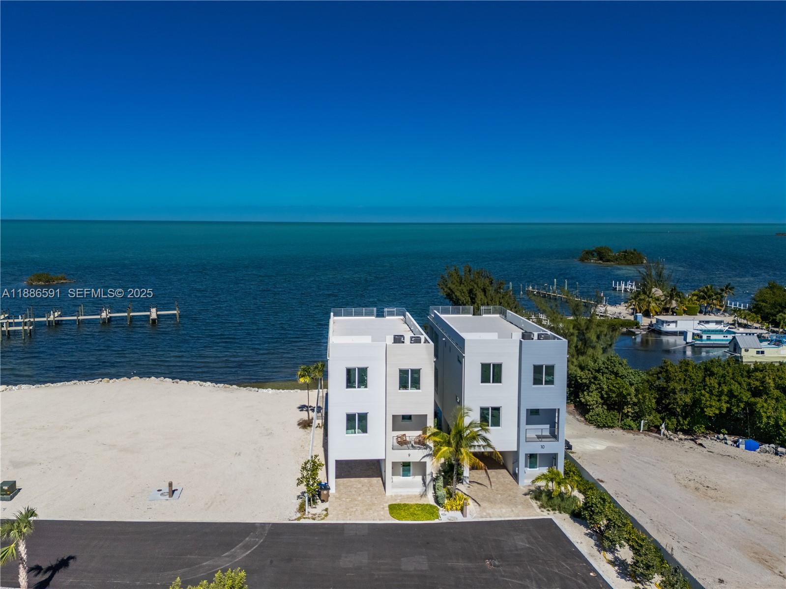 Marathon Beach - Residential