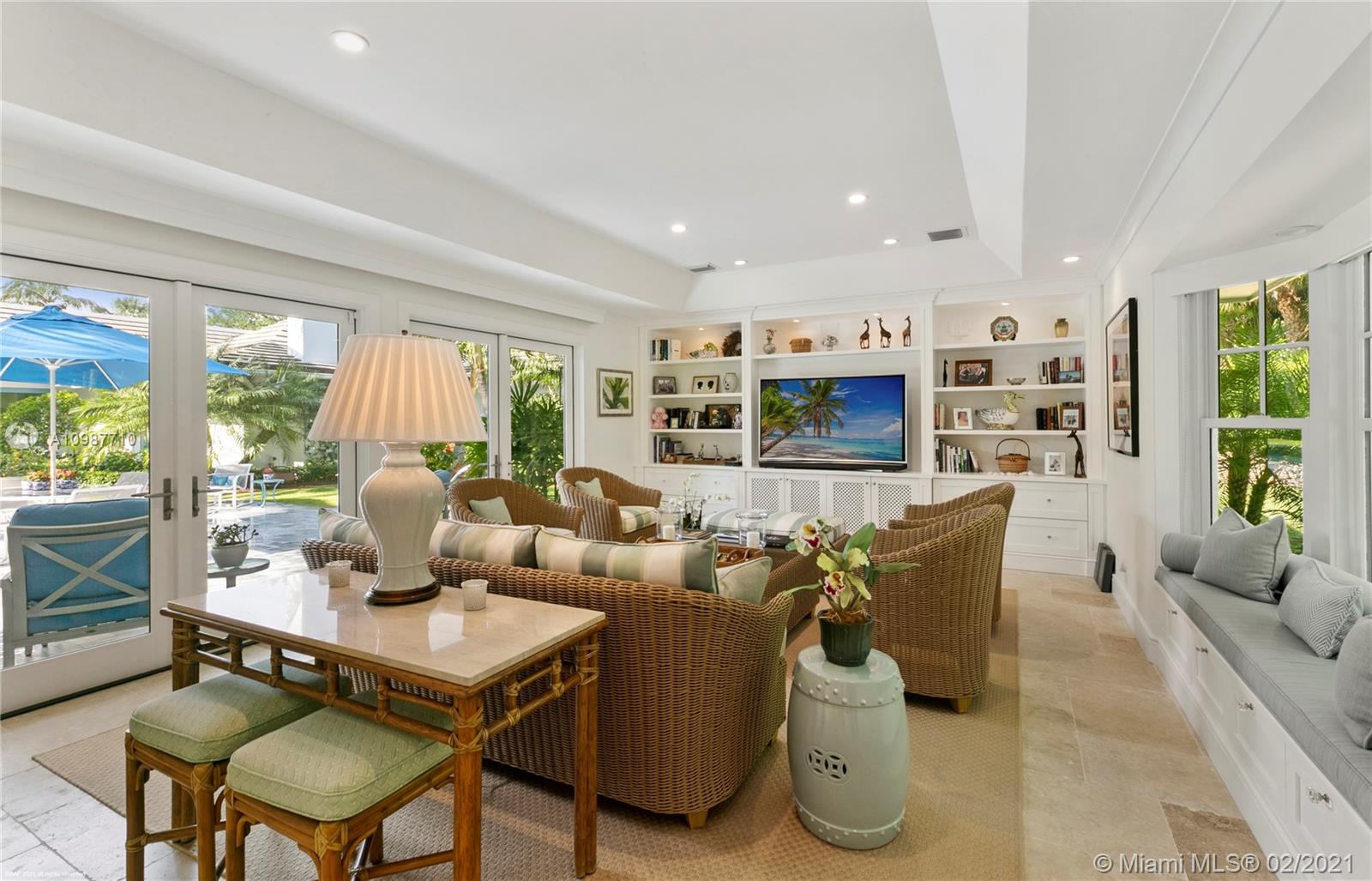 JUPITER ISLAND - Residential