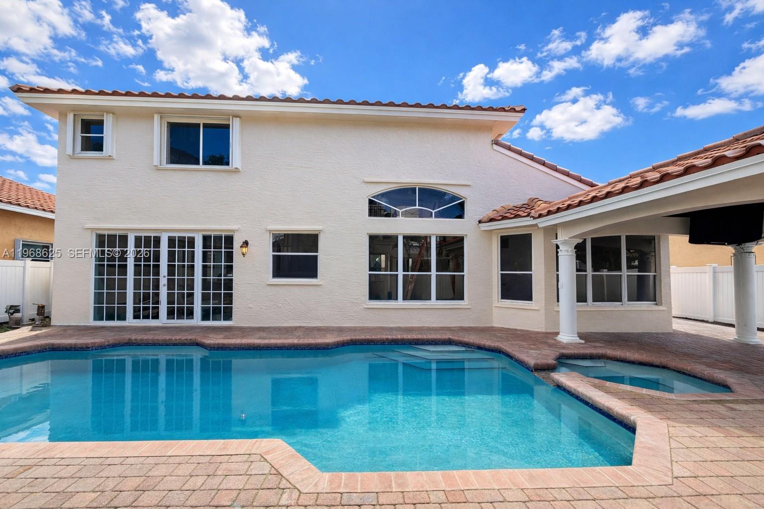 TWIN ACRES - Residential
