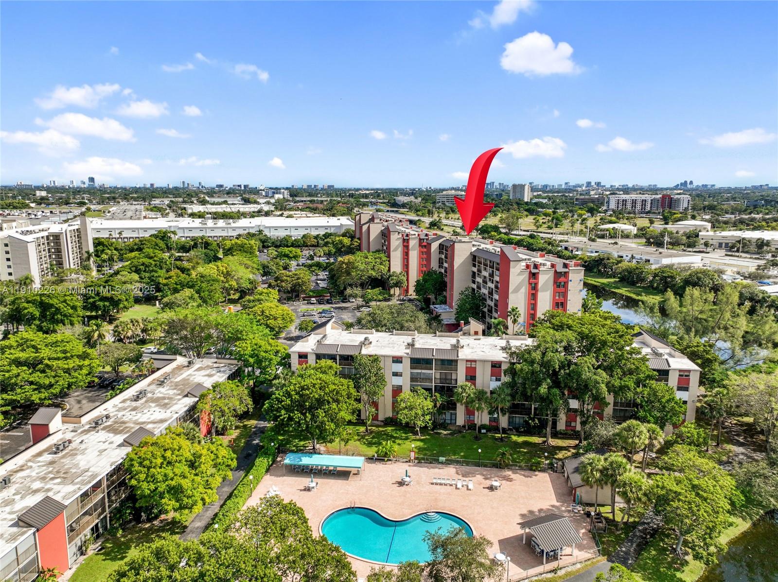 CYPRESS BEND CONDOMINIUM - Residential
